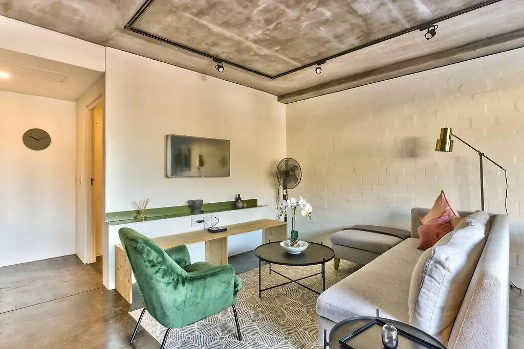 Secure Apartment In Modern, New Development! Cape Town