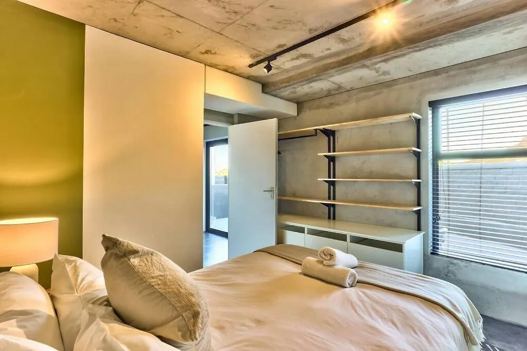 Secure Apartment In Modern, New Development! Cape Town